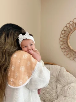 Aden + Anais 100{Mousseline de coton (0}%) pour éviter les brûlures d'estomac BIBS 2 (1) Paquet Online