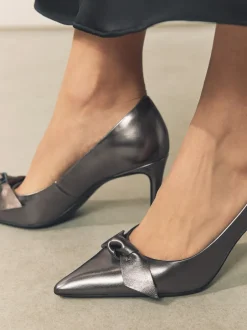 Next Anthracite - Chaussures de cour mi-hautes en cuir détail nœud Forever Comfort® Outlet