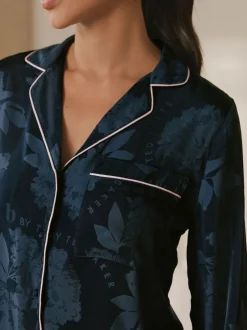 B by Ted Baker pyjama boutonné en jacquard bleu marine Online