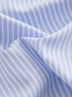 Next Bande bleue - Coupe ajustée  Signature Chemises de nuit en coton Pima texturé avec col découpé Sale