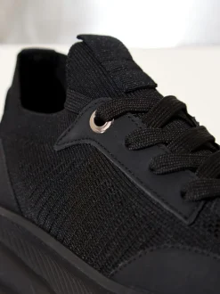 Friends Like These Baskets actives décontractées Lace Up Comfort Hot