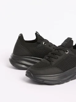 Friends Like These Baskets actives décontractées Lace Up Comfort Hot