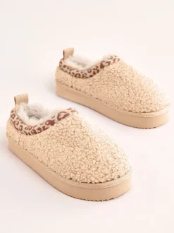Lipsy beige - chaussons en imitation peau de mouton à imprimé léopard EVA Online