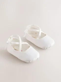 Next Blanc - Chaussures d’occasion à nœud bébé (0-24mois) Clearance