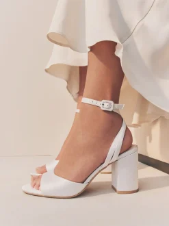 Next Blanc - Sandales de mariage Forever Comfort® à talons carrés à bout rond Best