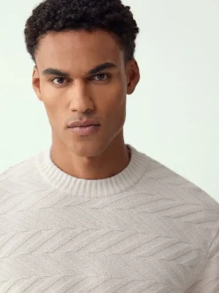 Next Blanc écru - Pull à col rond en coton riche à torsades coupe classique Sale