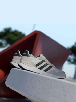 adidas - Exécuter 60s 4.0 Formateurs Blanc/Noir Sale