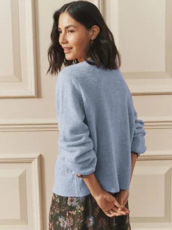 Laura Ashley Bleu - Cardigan boutonné pointelle et festoncles avec une touche de laine Outlet