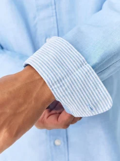 Next - Ajustement régulier - Chemise Oxford à manches longues Bleu clair Hot