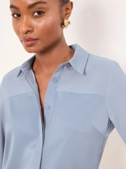 Lipsy Bleu clair - chemise en satin à manches longues en mousseline Clearance