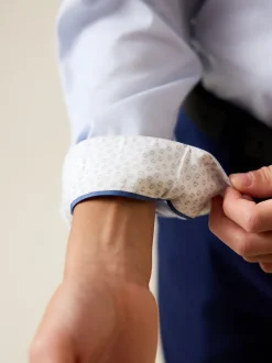 Next - Manches longues Chemises à bordures intelligentes (3-16yrs) Bleu clair Clearance