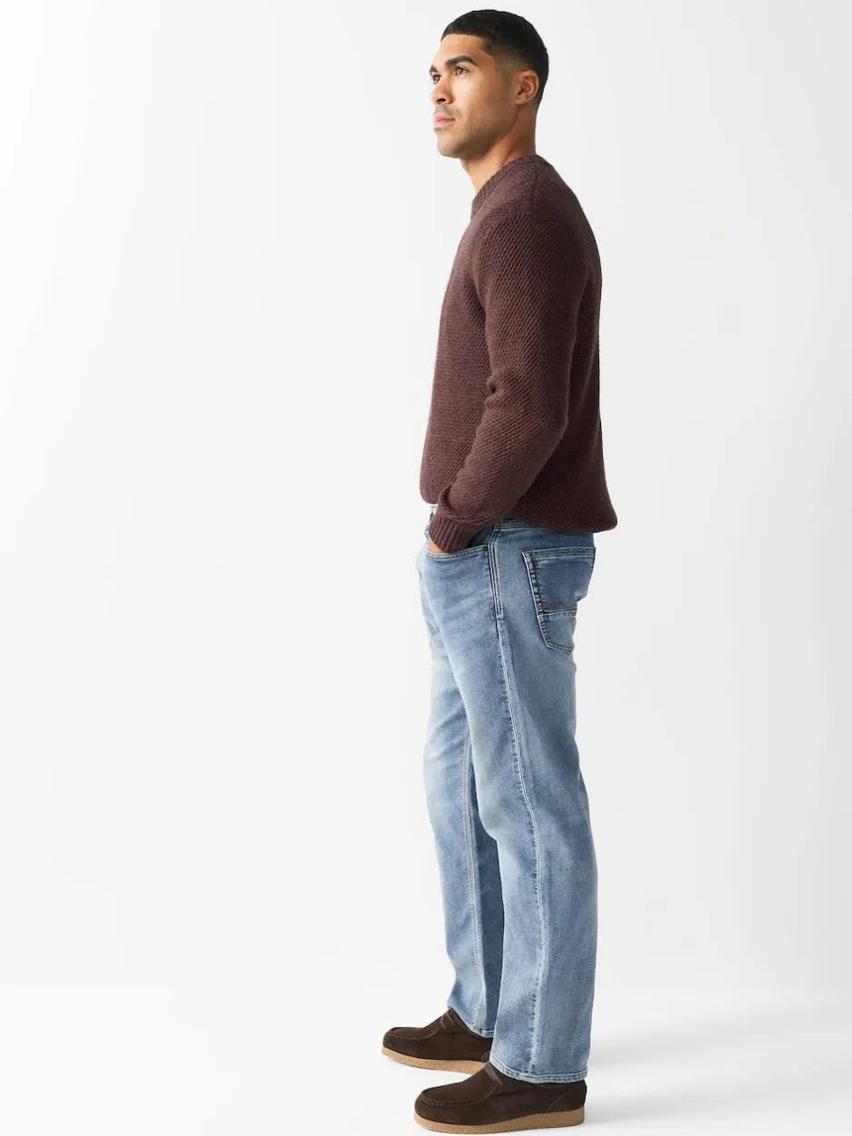 Next Bleu clair vintage - - Jeans stretch de confort Ajustement droit Clearance