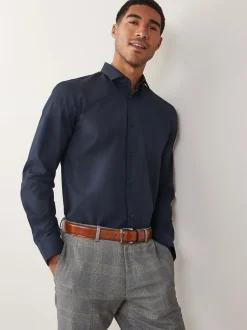 Next - Ajustement régulier - Chemises intelligentes faciles d’entretien à poignets simples Bleu marine Hot