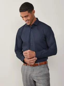 Next - Ajustement régulier - Chemises intelligentes faciles d’entretien à poignets simples Bleu marine Hot