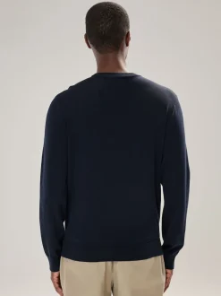 Next Bleu marine - Logo cerf - Pull col rond riche en coton coupe classique