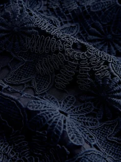 Next Bleu marine - Robe Bandeau mi-longue en dentelle Discount