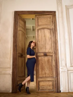 Seraphine Bleu marine - Robe mi-longue côtelée Grossesse et Allaitement Outlet