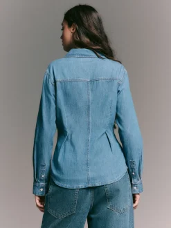 Next Bleu moyen - Chemise en denim ajustée à manches longues à taille cintrée Discount