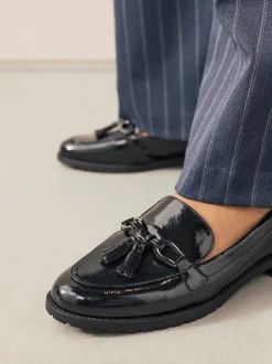 Next Brevet de la Marine - Mocassins vernis à glands avec détails métalliques Online