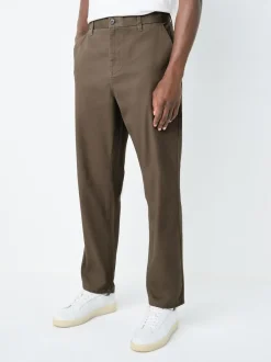 Next - Coupe fuselée régulière - Pantalon chino stretch Brun clair Clearance
