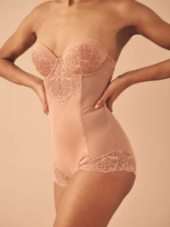 Next Caramel Nude - Body en dentelle à coupe ferme et contrôle du ventre Clearance