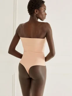 Next Caramel Nude - Dentelle de contrôle du ventre ferme Portez votre propre de soutien-gorge slip