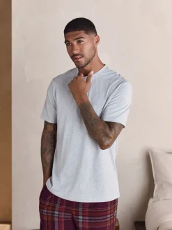 Next Carreaux gris/rouge bordeaux - Pyjama confortable à manches courtes Motionflex Clearance