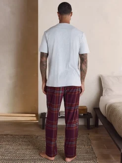 Next Carreaux gris/rouge bordeaux - Pyjama confortable à manches courtes Motionflex Clearance