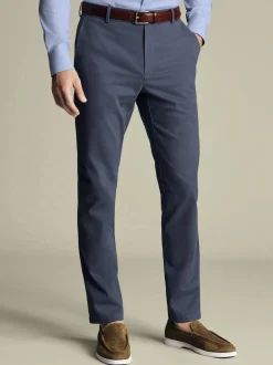 Charles Tyrwhitt Coupe ajustée Chic et décontracté Pantalon chino Sale