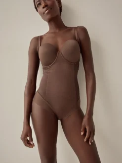 Next Chocolat Nude - Corps en dentelle légèrement rembourré avec contrôle du ventre ferme DD+