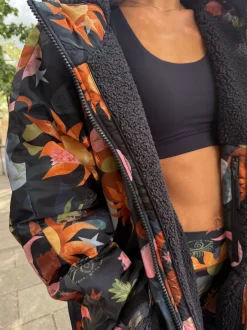 Never Fully Dressed Corrazon bleu marine - Peignoir avec doublure en imitation peau de mouton Sale