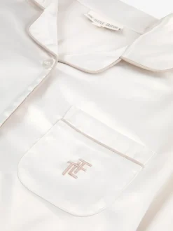 The Little Tailor Crème - Pyjama de Noël boutonné en satin pour enfant Hot