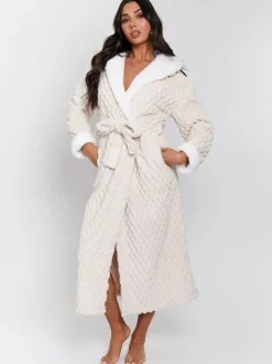 Loungeable Crème - Robe de chambre maxi à capuche en polaire de luxe géométrique Online