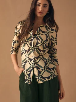 Next Crème/Vert imprimé géométrique - Chemise à col en V en Blend Lyocell Sale