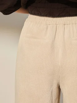 Next - Pantalons Amples en velours côtelé doux écru Hot