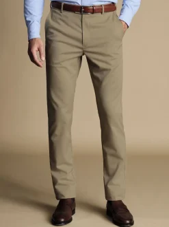 Charles Tyrwhitt Écru - Slim Fit (Slim Fit) - Chino Français Slim Fit Ultimate sans fer New