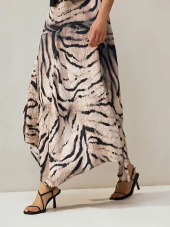 Next Écru imprimé zèbre - Jupe mi-longue asymétrique en satin effet froissé New
