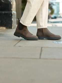 Next Cuir huilé marron chocolat - Chelsea Bottes/Bottines Forever Comfort® à bout rond Hot