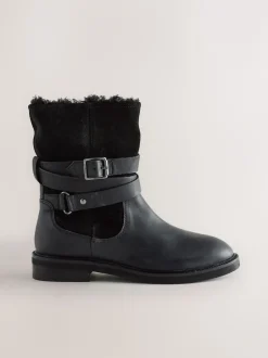 Next Cuir huilé noir - Bottines Forever Comfort® à boucle doublées de peau de mouton Online