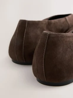 Next - Ballerines bout rond en cuir Daim marron chocolat New