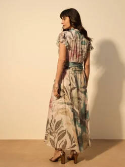 Next Ecru Floral - Robe longue Grande occasion à col en V Imprimé en maille Plissé Clearance