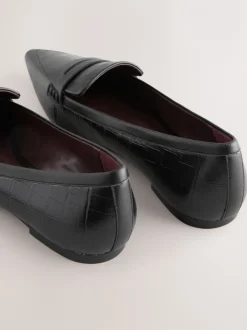 Next Effet croco Noir en relief - Mocassins Forever Comfort® Premium en cuir à bout pointu Sale