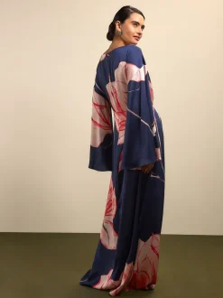 Next Floral de marine - Robe longue en satin à manches longues torsadée sur le devant