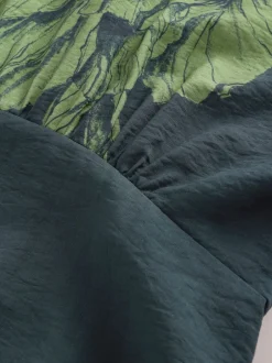 Next Floral vert - Robe mi-longue imprimée à manches bouffantes Clearance