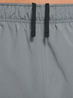 Nike Gris - 9 Inch - Dri-FIT Challenger Shorts de running non doublé Online