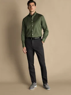Charles Tyrwhitt Gris - Pantalon chino Classic Fit Ultimate sans fer New