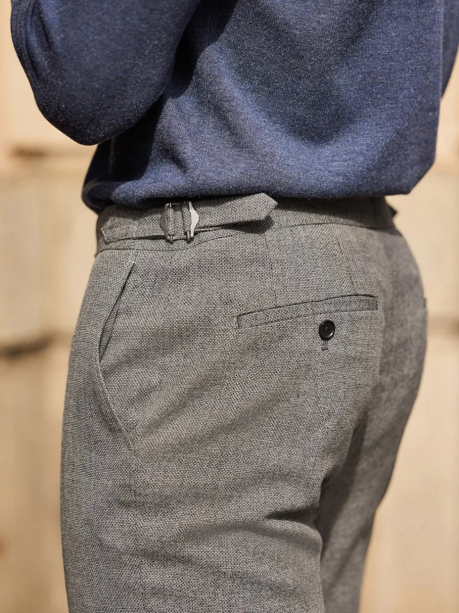 Next Gris - Pantalon Signature Smart en laine italienne texturée avec pattes d'ajustement sur les côtés Outlet