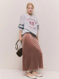 Next Gris - Sweat-shirt à col rond à manches longues en satin appliqué 'Le Marais' City Best