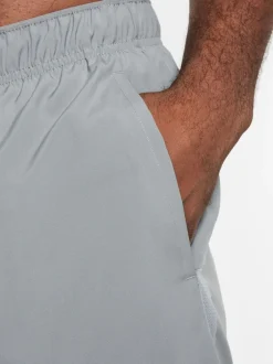 Nike Gris fumé - Short de course Challenger Dri-FIT 5 pouces 2-en-1 Outlet