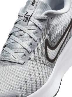 Nike - Baskets de course Run Defy Roads Gris/Blanc Discount